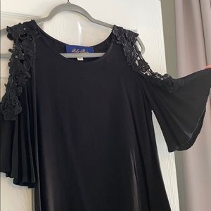 Blue Rain Cold Shoulder Top Black Small